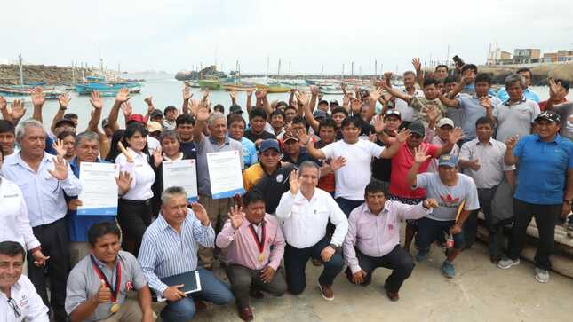 Produce prevé entregar este año más de mil certificados definitivos de pesca a embarcaciones de Piura y Lambayeque