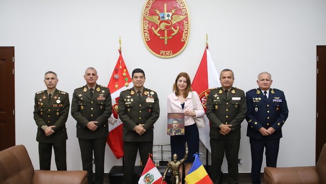 Embajadora de Rumania en el Perú visita al CCFFAA