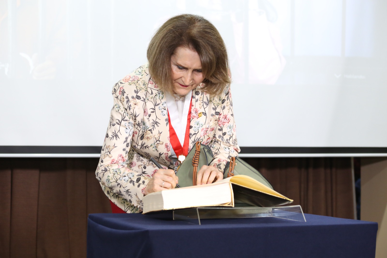 La vicepresidenta del TC Luz Pacheco participó en presentación del programa “Rompiendo Cadenas” que busca defender los derechos de la niñez