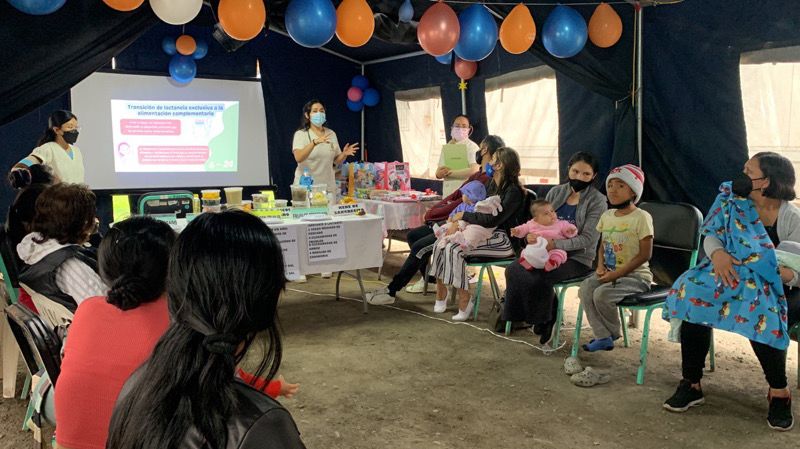 Foto 2 de Anemia: DIRIS Lima Centro impulsa talleres demostrativos de preparación de alimentos ricos en hierro en niños y niñas menores de 3 años