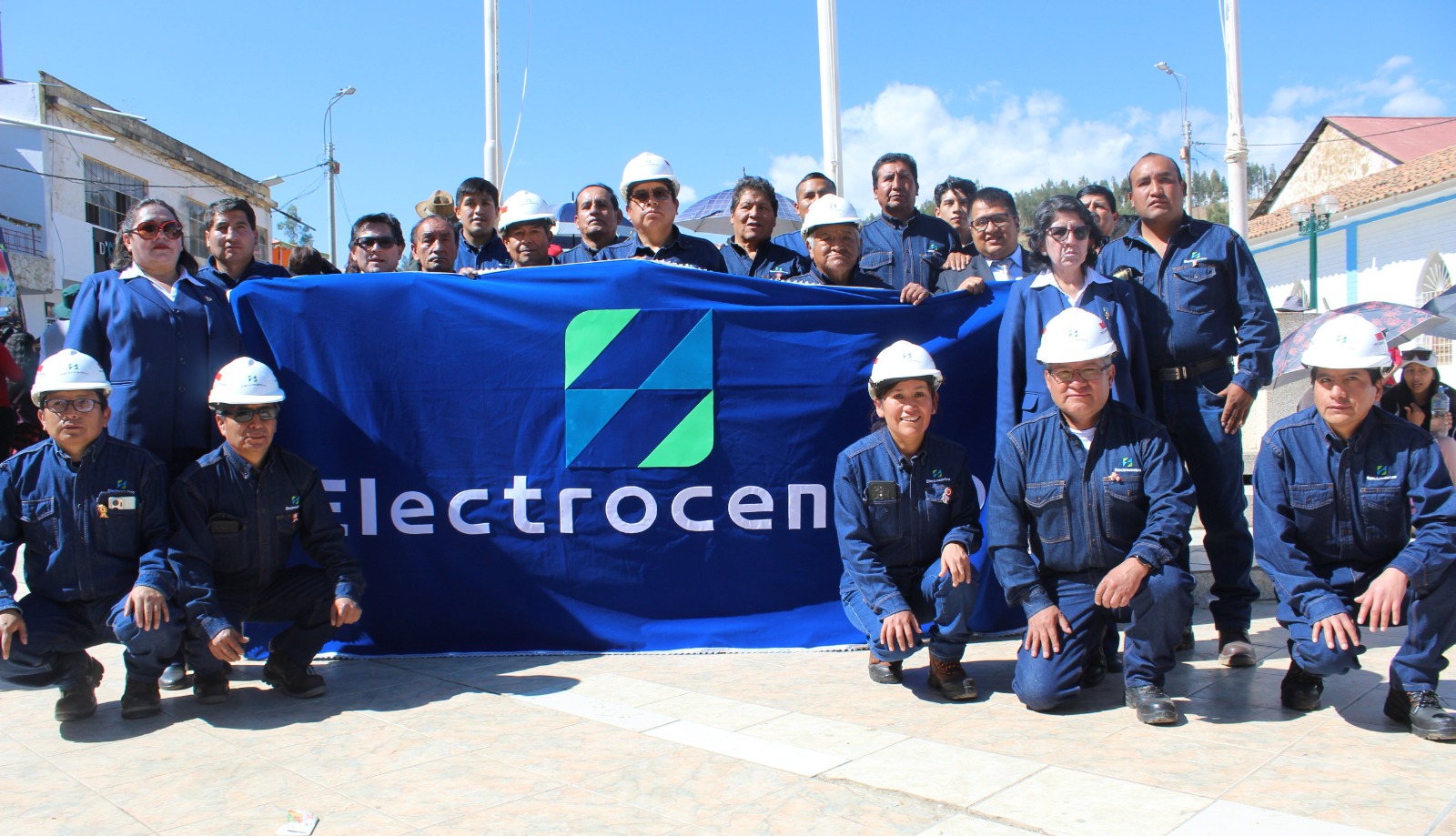 Electrocentro participa en desfile por el 141 aniversario de los hechos Heroicos en Concepción