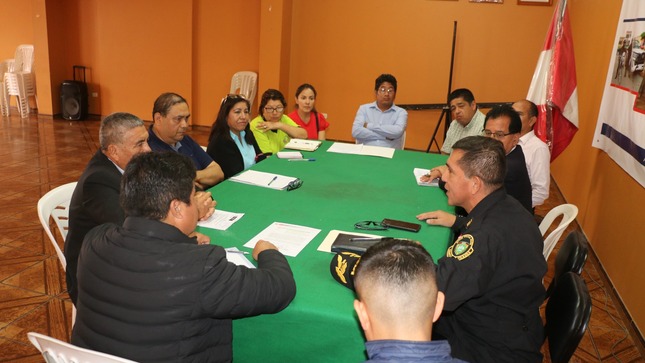 REALIZAN MESA DE TRABAJO PARA ULTIMAR ACCIONES POR LA FESTIVIDAD DE LA VIRGEN DEL CARMEN