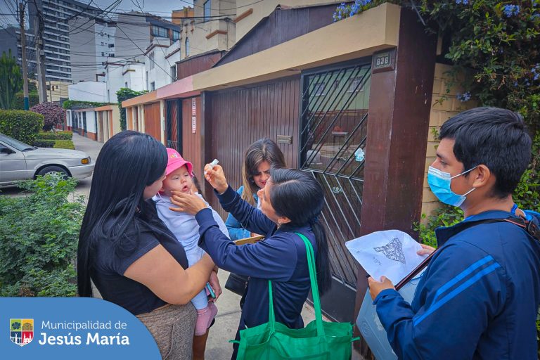 ✅ Vecinos recuerden que las vacunas son la única manera de prevenir estas enfermedades que son muy contagiosas, acudan con sus pequeños al establecimiento de salud más cercano. 🏥💉