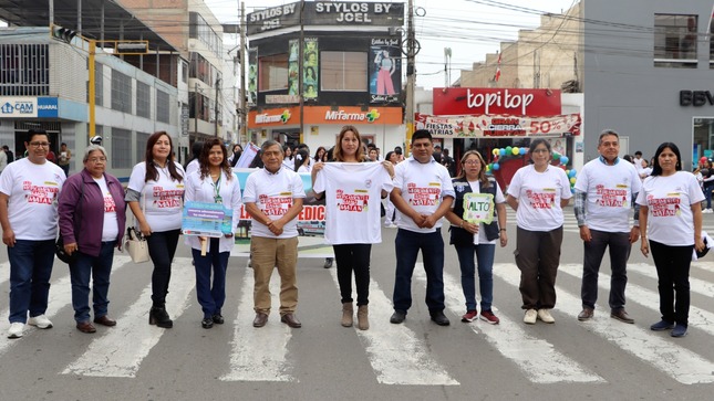 MPH presente en pasacalle para concientizar sobre los riesgos de la "Automedicación" y la "Medicina Bamba"