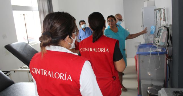 La Contraloría General desplegó a sus equipos de auditores lo largo y ancho de las ocho provincias de la región para supervisar 118 establecimientos de salud del primer nivel de atención en el marco del operativo de salud 2023, a fin de identificar brechas en infraestructura, equipamiento, asignación de recursos humanos, entre otros, para formular oportunidades de mejora de los servicios y brindar una atención oportuna y de calidad a los miles de usuarios.