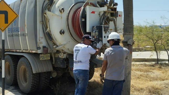 archivo JPG de Hidrojet de EPS GRAU realiza trabajos ante colapso de desagües en Lobitos