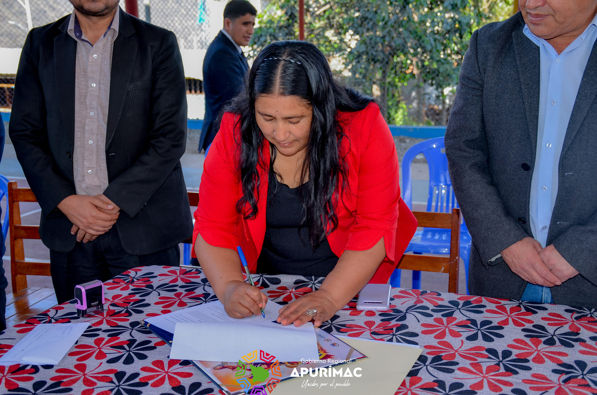 Suscripción de convenio contribuirá que adolescentes de aldea infantil Virgen del Rosario de Abancay logren culminar etapa escolar
