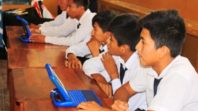 GORE coordina con alcaldes activación de círculos de alfabetización en distritos