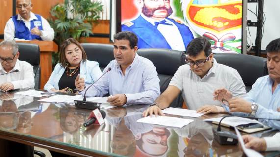 Gobernador Luis Neyra: “Los piuranos exigimos que se cumpla cronograma del Hospital de Alta Complejidad para Piura”