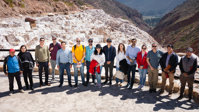 Indecopi e IP Key visitan a productores de Maíz Blanco Gigante Cusco y Sal de Maras para fortalecer desarrollo con la propiedad intelectual