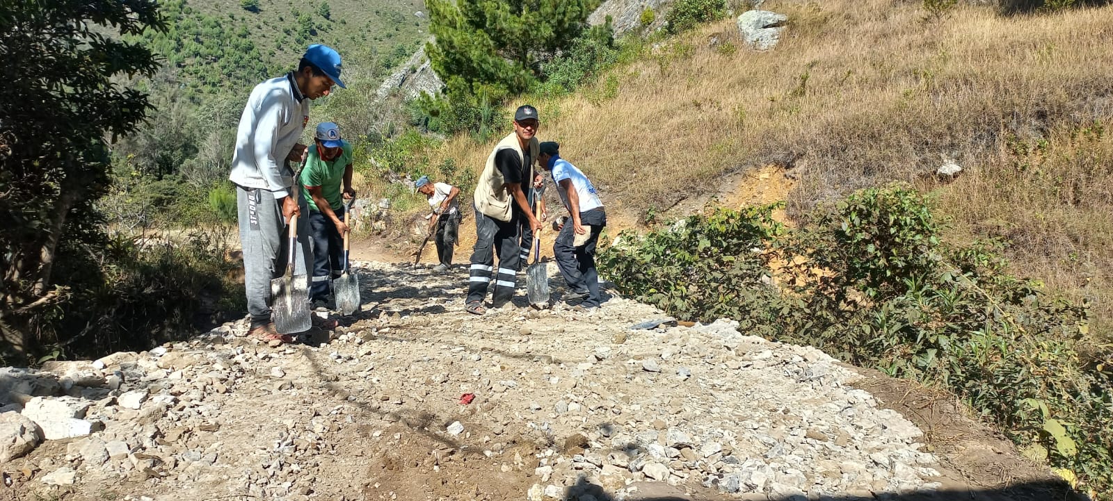 Puente carrozable en el sector la encañada