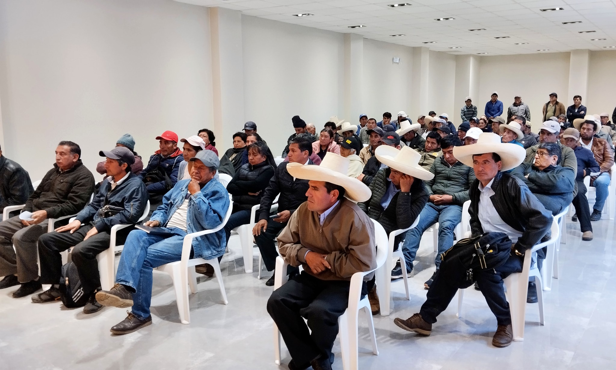 CONFORMACIÓN DE COMITÉ PARA DIÁLOGO CON ENSA