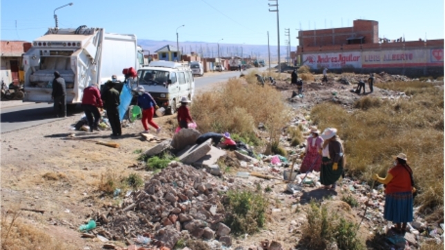 REALIZAN JORNADA DE LIMPIEZA DISTRITAL DE RESIDUOS SÓLIDOS.