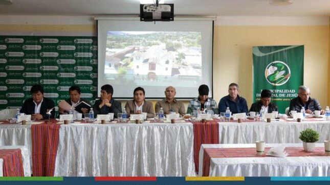 El alcalde provincial de Cajamarca, Joaquin Ramírez Gamarra, participa de una nueva reunión de coordinación para el desarrollo integral de la provincia. 