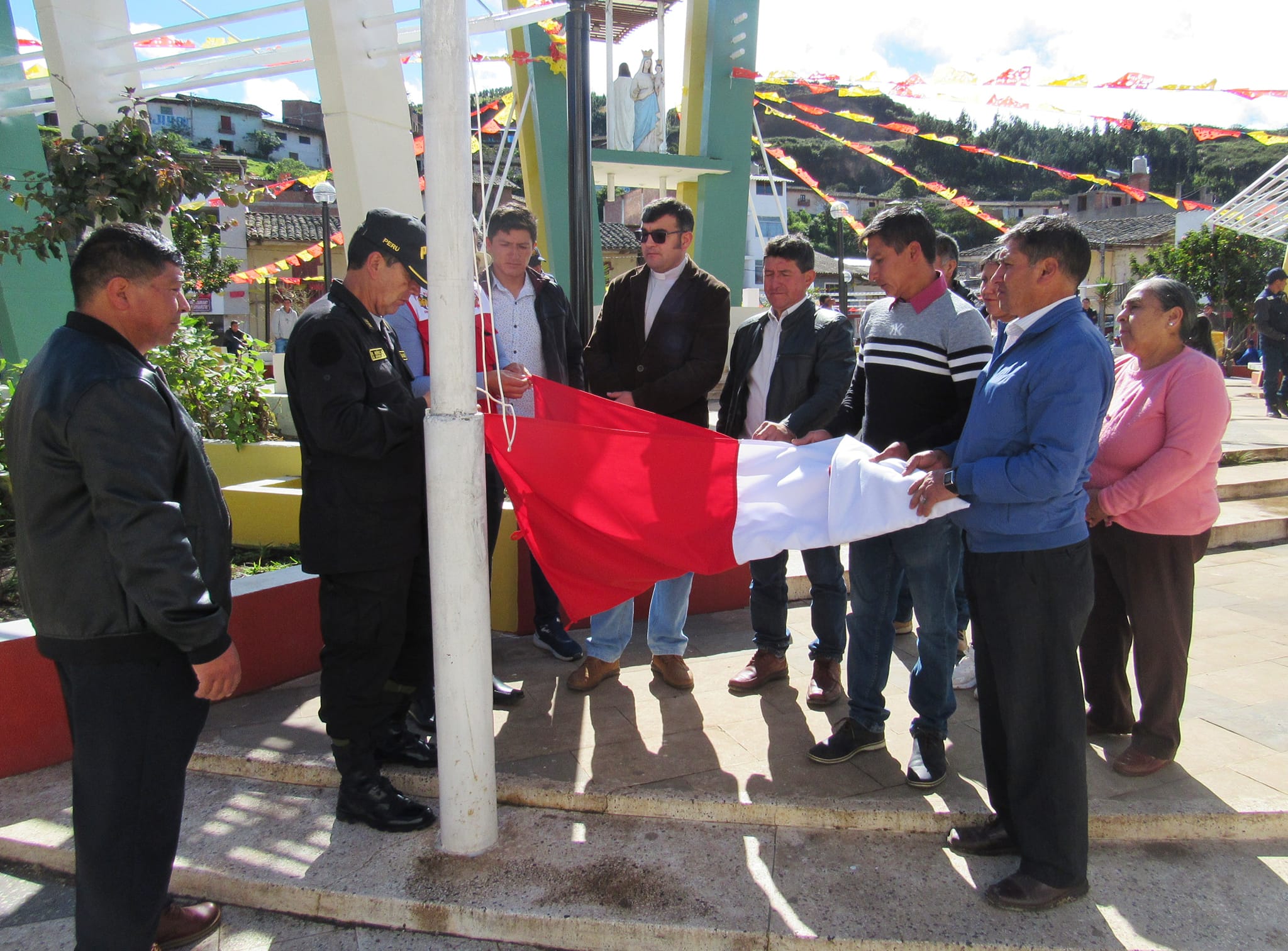 Izamiento por fiesta de San Juan