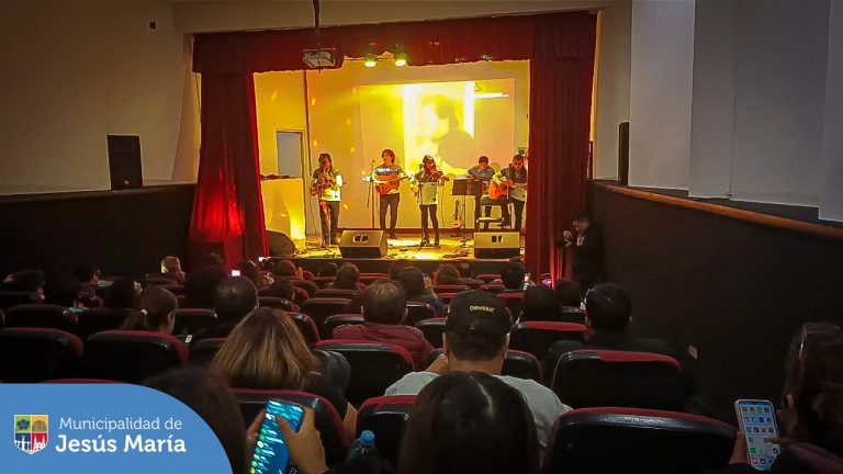 🎶 Como parte de las actividades culturales programadas para el mes de julio, se realizó exitosamente el concierto de la agrupación Los Romandinos. 🎙👏