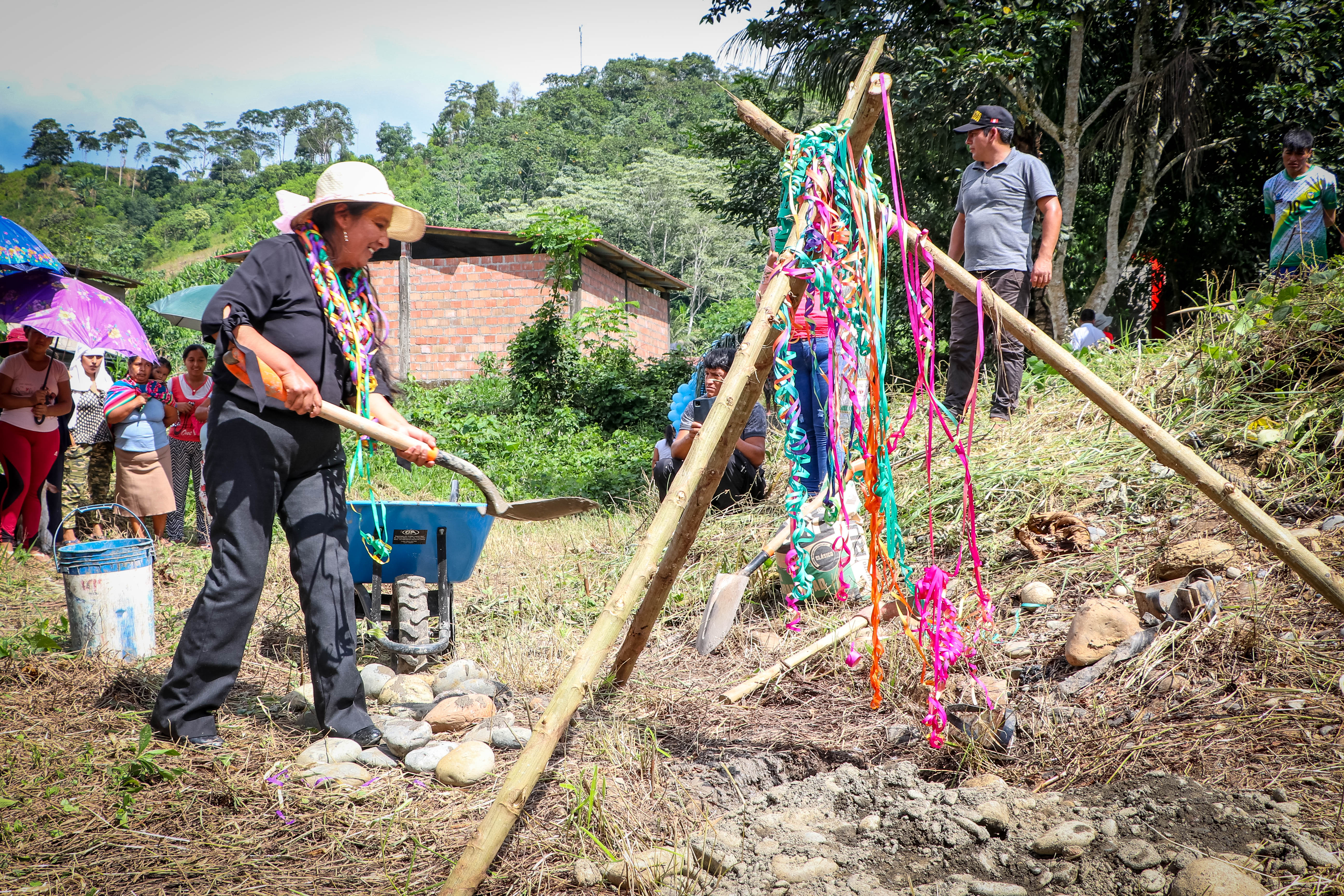 Inicio de Obra para la Remodelación del Puente Peatonal C.P. Lechemayo – San Gaban