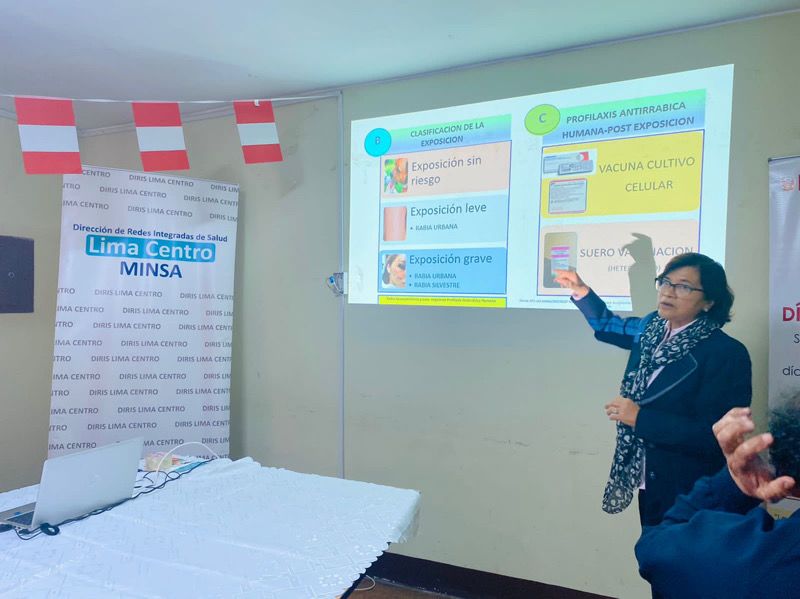 Foto 2 de Médicos veterinarios refuerzan conocimientos en taller de zoonosis