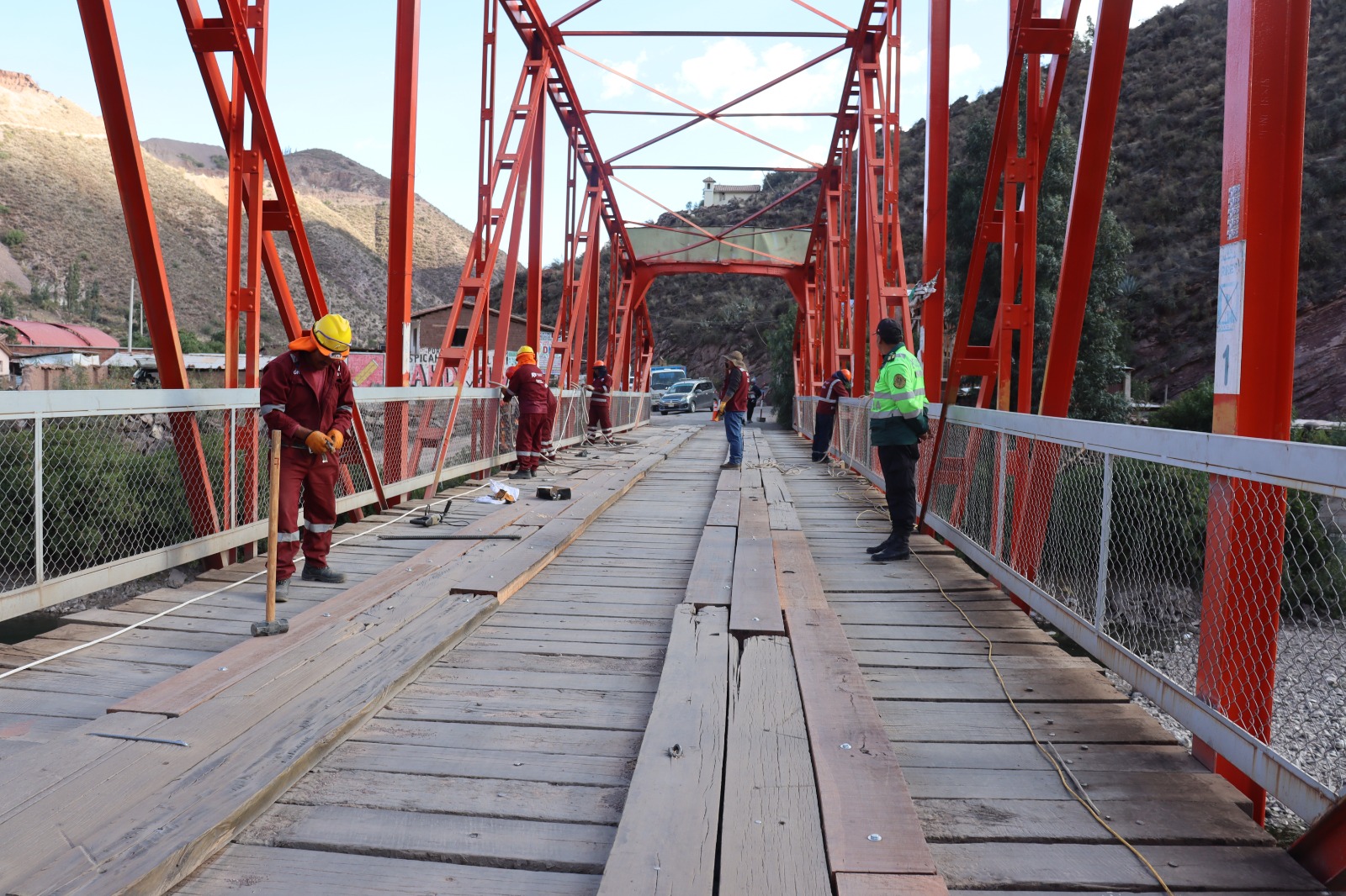 El “Mantenimiento Rutinario Mecanizado de la Red Vial Puente Huambutio – Huancarani” beneficiará a más de 50 000 feligreses