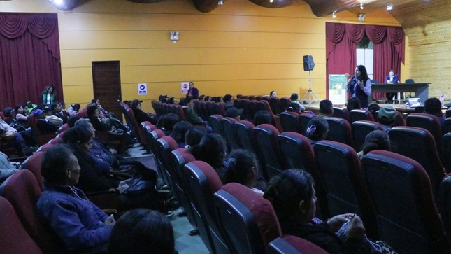 MPH realizó exitosa charla a padres de familia