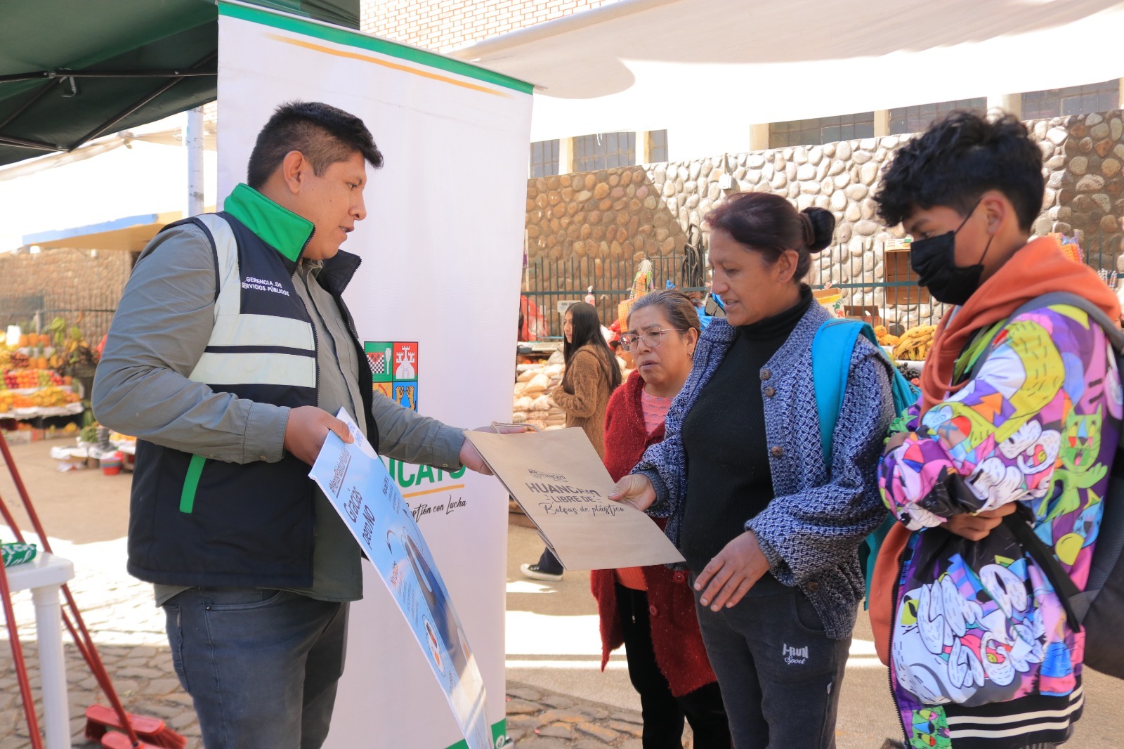 Sensibilizan para evitar
el uso de bolsas de plástico