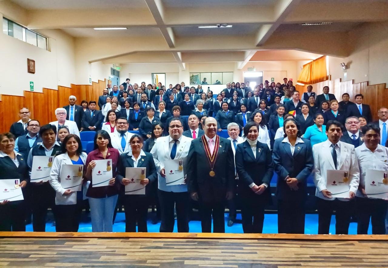 Red de Salud conmemora 36 años de creación institucional