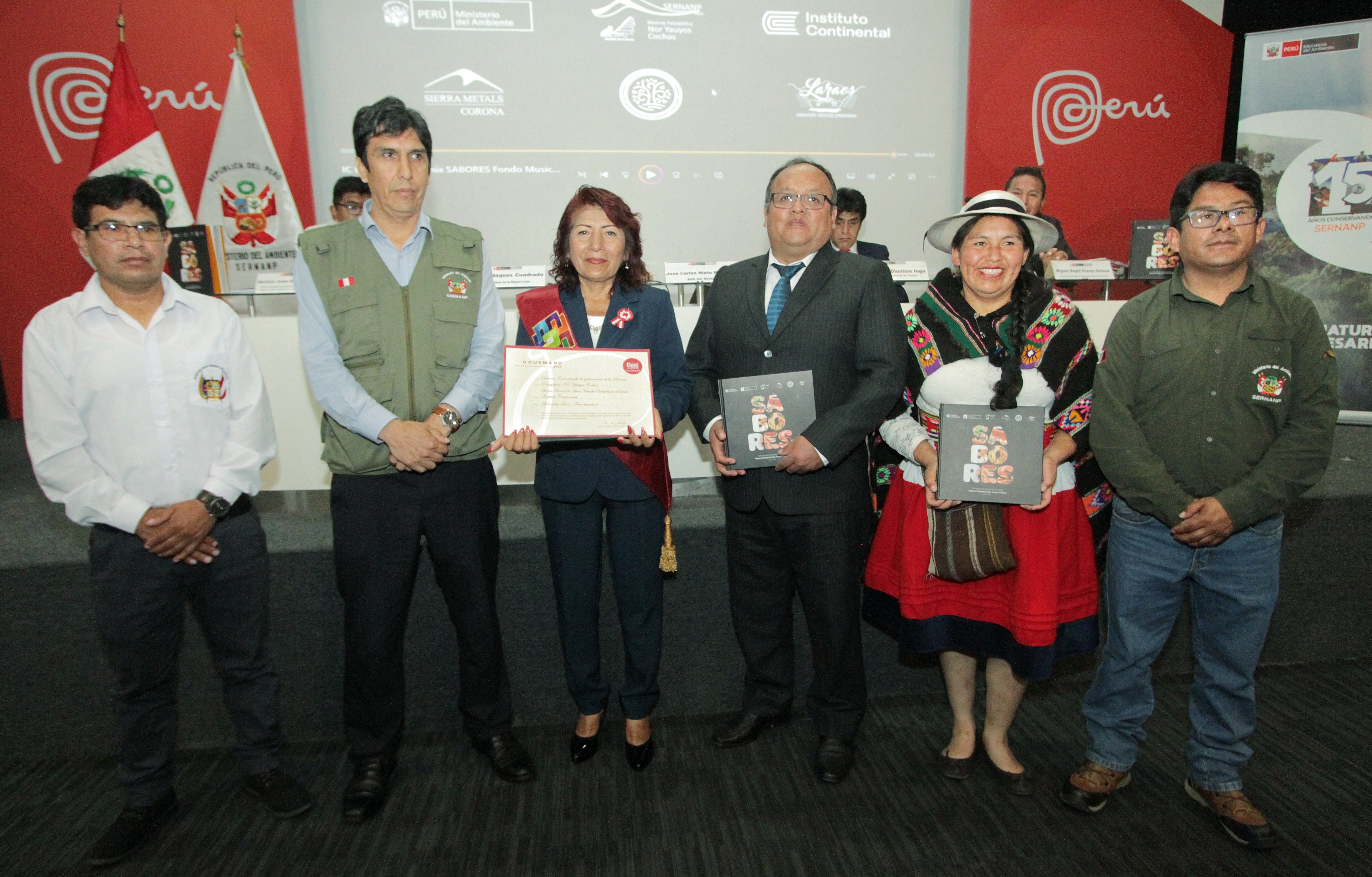 Gobernadora Rosa Vásquez participó del lanzamiento de la Feria Más Grande de la Reserva Nor Yauyos Cochas