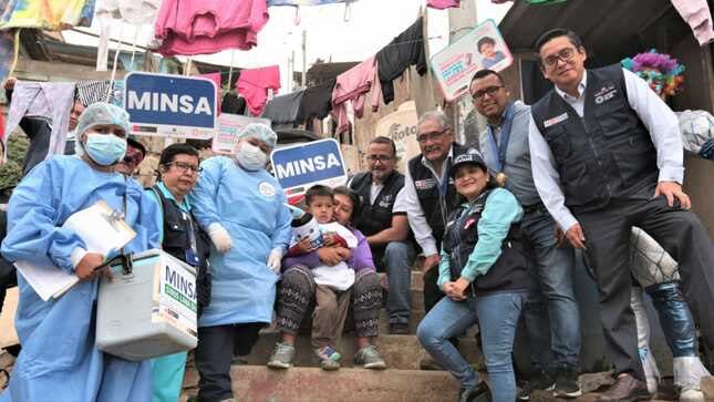 Lima sur: brigadas de vacunación recorren casa por casa para proteger a menores de San Juan de Miraflores