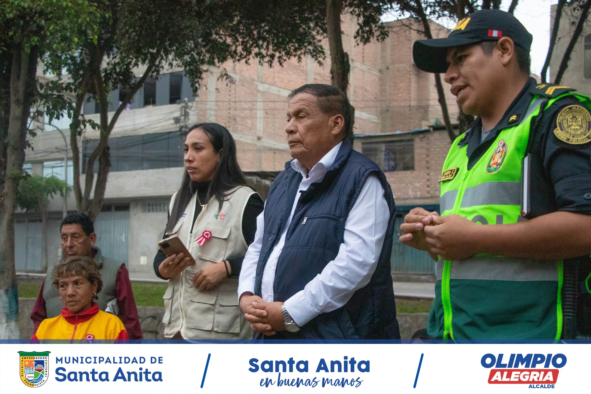 Seguimos adelante con nuestros esfuerzos para crear un entorno seguro y protegido para todos. En esta ocasi贸n, estuvimos en el parque Pedregal, en un conversatorio sobre seguridad ciudadana con nuestros vecinos. Juntos alcanzamos propuestas, compartimos ideas y nuestra misi贸n de trabajar conjuntamente con nuestra comunidad para una ciudad m谩s segura y participativa.
#santaanitaenbuenasmanos
#olimpioalegria
#seguridadciudadana