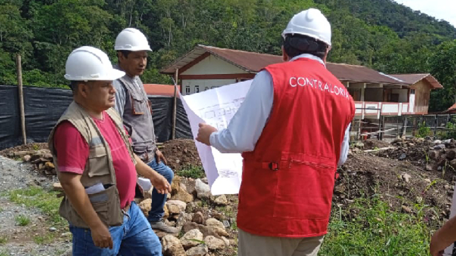 La Contraloría General recomendó a las autoridades del Gobierno Regional de Pasco adoptar las medidas necesarias para superar los riesgos advertidos en la ejecución de la obra de mejoramiento y ampliación de la capacidad resolutiva de los establecimientos de salud de San Camilo, Santa Rosa y Tingo Mal Paso, en el distrito de Pozuzo, provincia de Oxapampa, luego de evidenciarse trabajos inconclusos y deficiencias técnicas en la construcción. El proyecto a cargo del Gobierno Regional de Pasco supera los   S/ 14 millones. 