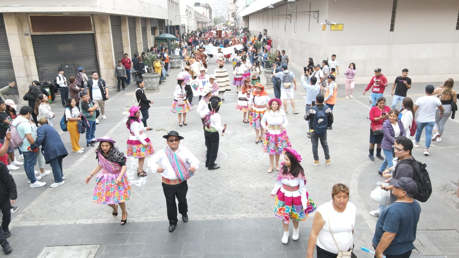 INVITAMOS A VISITAR HUANCAYO
