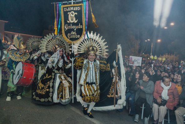 Los trajes ganadores de La Embajada del Cumbe Cajamarca estuvieron presentes en la inauguración del XII Concurso Nacional de Danzas del Poder Judicial Cajamarca 2023.
🙌🏻Saludamos especialmente al “Genio del Cumbe Mayo”, Juan Aliaga Maguiño.