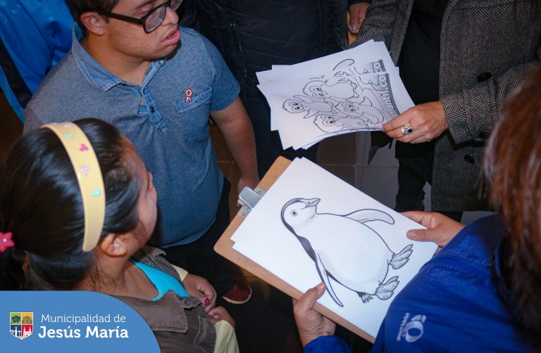 Promoviendo el fortalecimiento de la identidad cultural de nuestros niños y jóvenes de la Oficina Municipal de Atención a las Personas con Discapacidad, se organizó la visita a la exposición fotográfica 🖼️❄️ “El Perú en la Antártida”