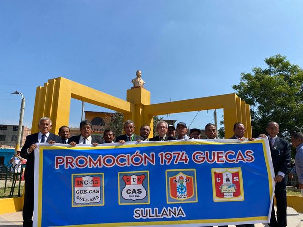 I.E. “CARLOS AUGUSTO SALAVERRY” celebró 77 años de aniversario
