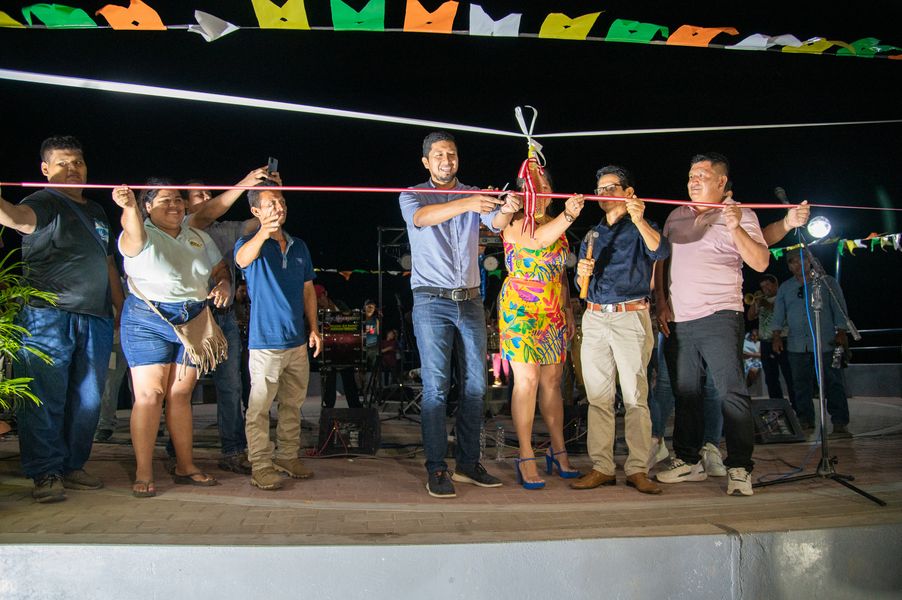 El burgomaestre provincial, Roy Salda帽a particip贸 este s谩bado 15 de julio de la inauguraci贸n del Boulevard Garcilazo de la Vega, a cargo del gerente Sub Regional, Ing. Jhony Escudero.