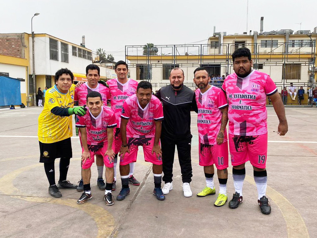 Foto del equipo ganador de fútbol