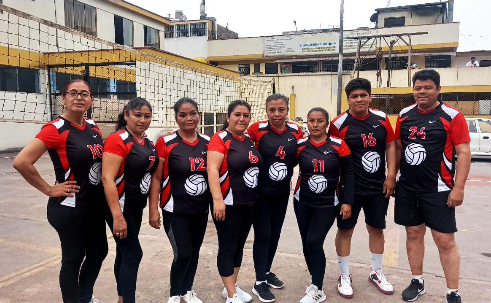 Foto del equipo ganador de vóley