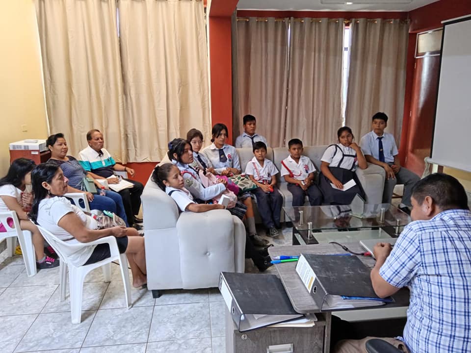 Se reunió con el con el municipio escolar de las I.E. José Olaya y San Pedro