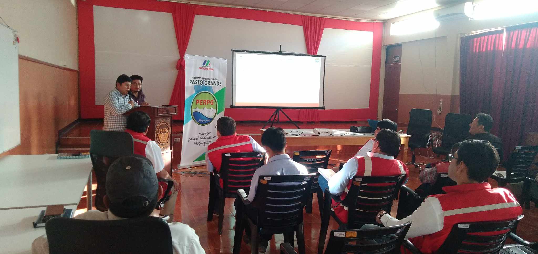 Proyecto Especial Regional Pasto Grande capacita al personal técnico de proyectos y fichas técnicas