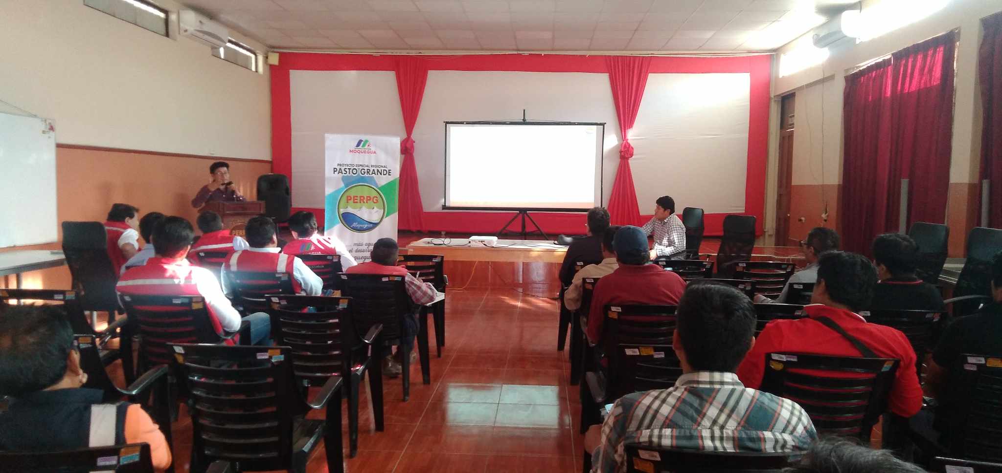Proyecto Especial Regional Pasto Grande capacita al personal técnico de proyectos y fichas técnicas