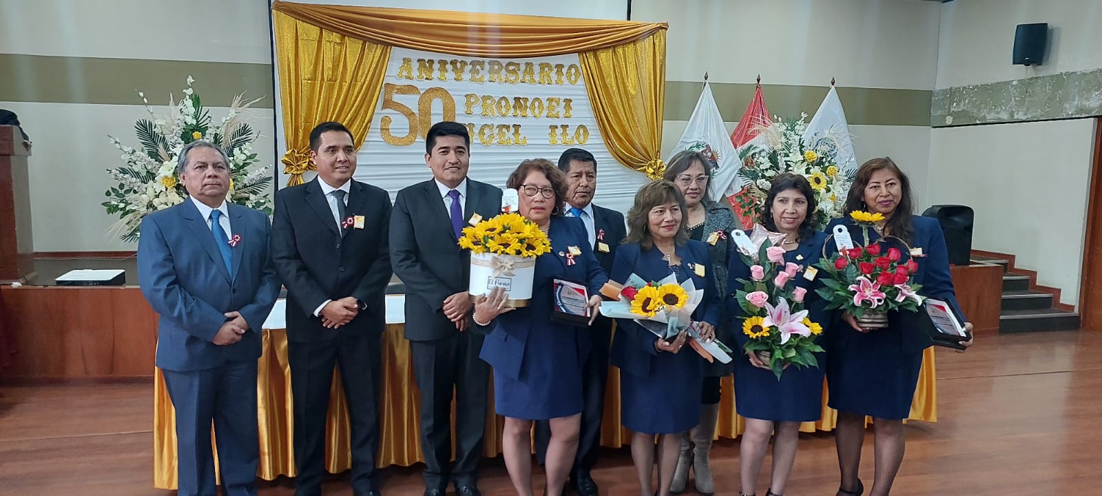 Ceremonia se desarrolló con la presencia de docentes quienes mostraron  su alegría por formar nuevas generaciones para el desarrollo del país.