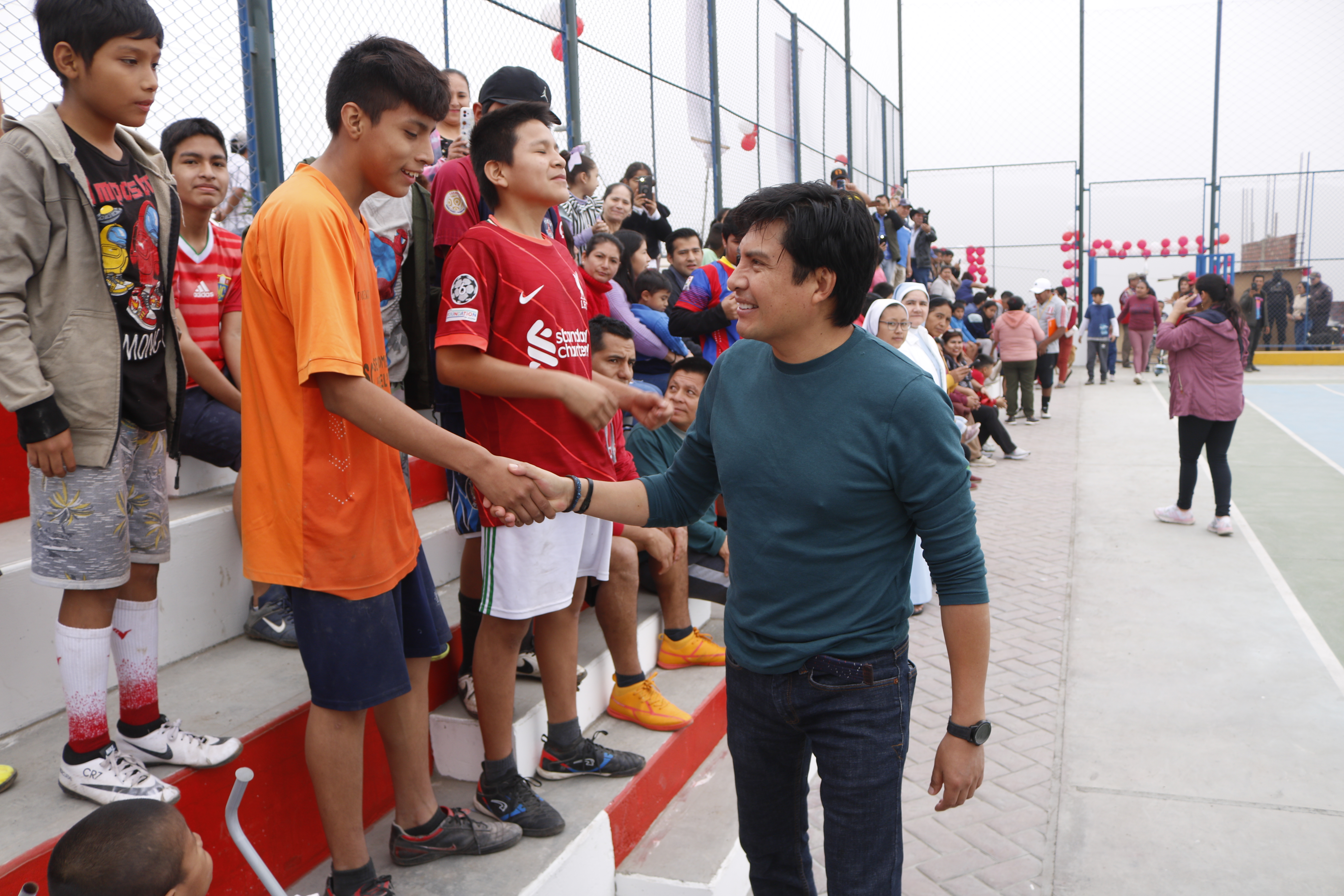 Nueva losa multideportiva en A.F. Las Lumbreras