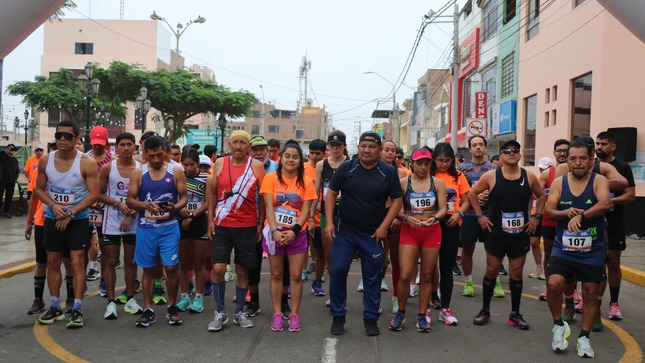 CON ÉXITO SE REALIZÓ MARATÓN 10K  DENOMINADO “LA RUTA DE LA INDEPENDENCIA”