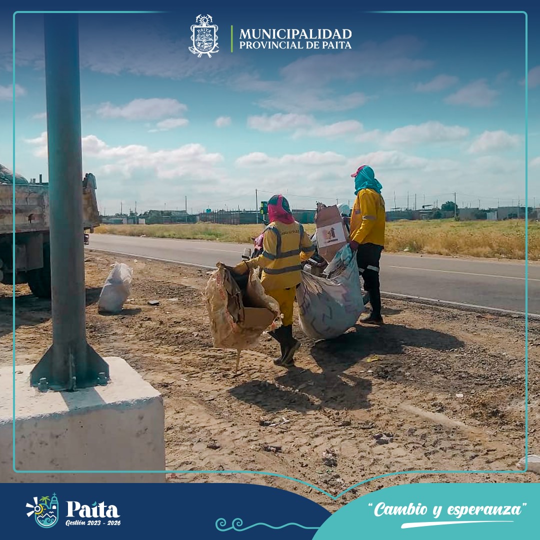 Limpieza en carretera Paita - Yacila
