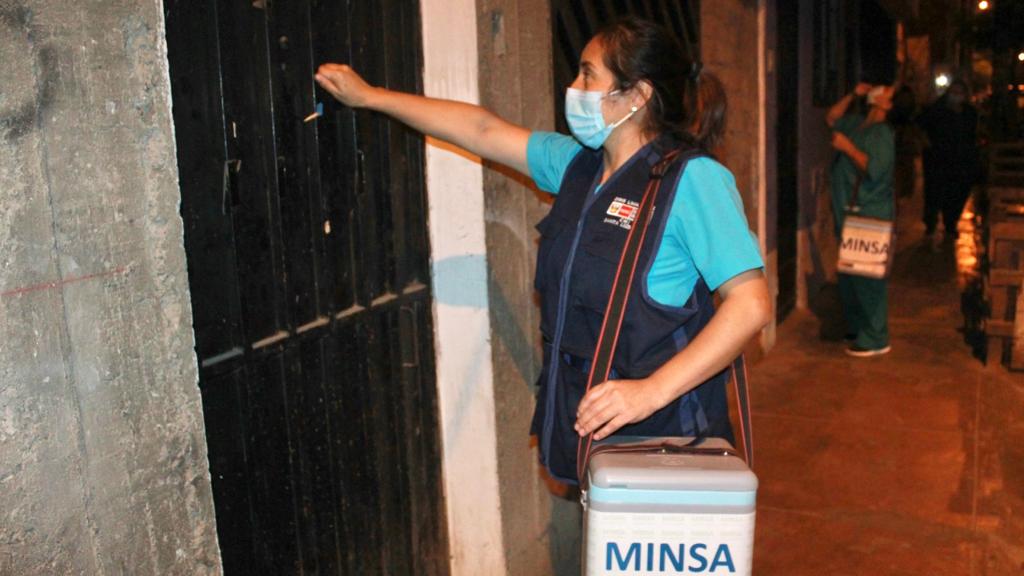 Lima norte: vacunación nocturna contra polio y sarampión logra proteger a más de 4000 niños