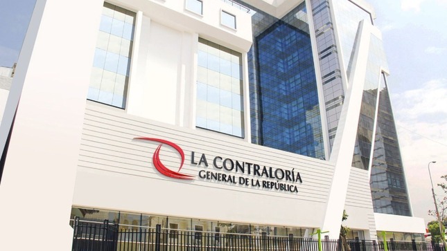La Contraloría General inició hoy el operativo de control “Verificación de requisitos e impedimentos para el acceso y ejercicio de la función pública” con la finalidad de examinar la información de cerca de 6000 directivos públicos de libre designación y remoción que ocupan actualmente cargos alrededor de 500 entidades de gobiernos regionales y locales (municipalidades provinciales y distritales).