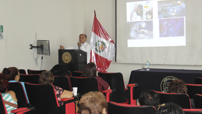 ConferenciaCancer01 jpg