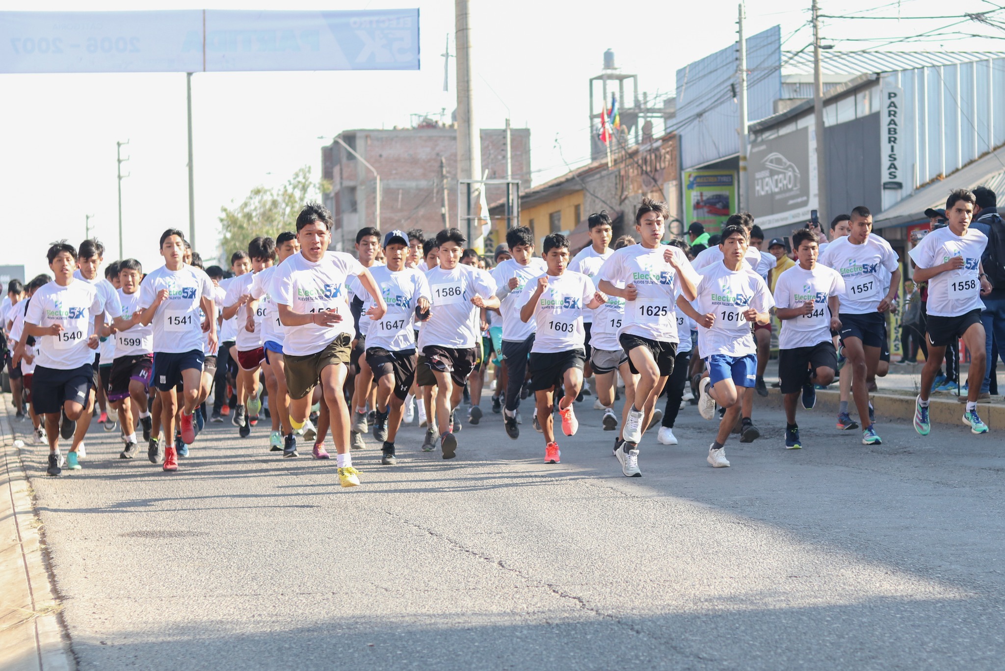 Más de 1300 adolescentes participaron en primera edición de “ELECTRO5K”