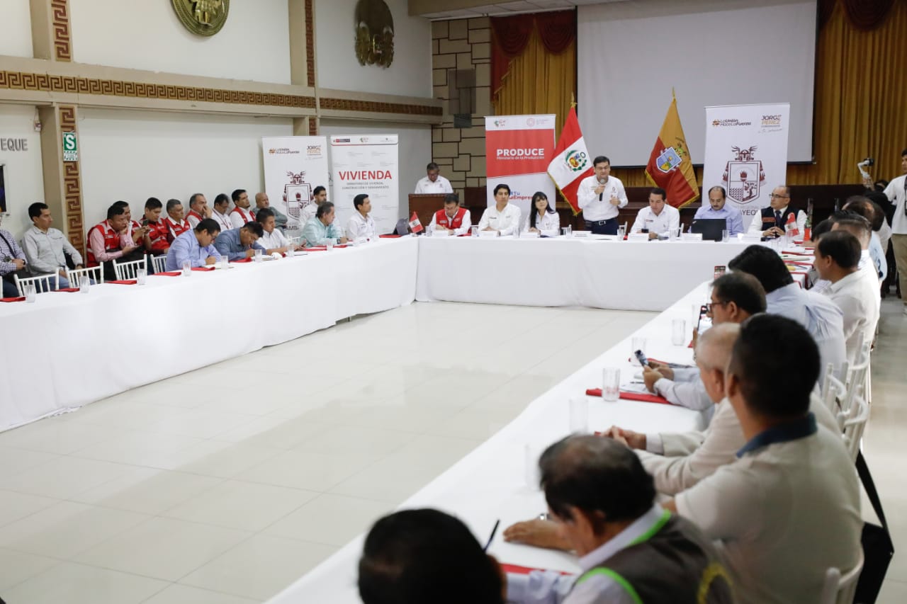 Reunión con autoridades