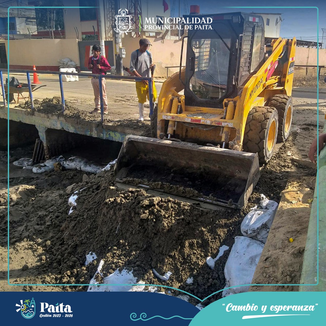 Municipalidad de Paita realiza limpieza de arena acumulada